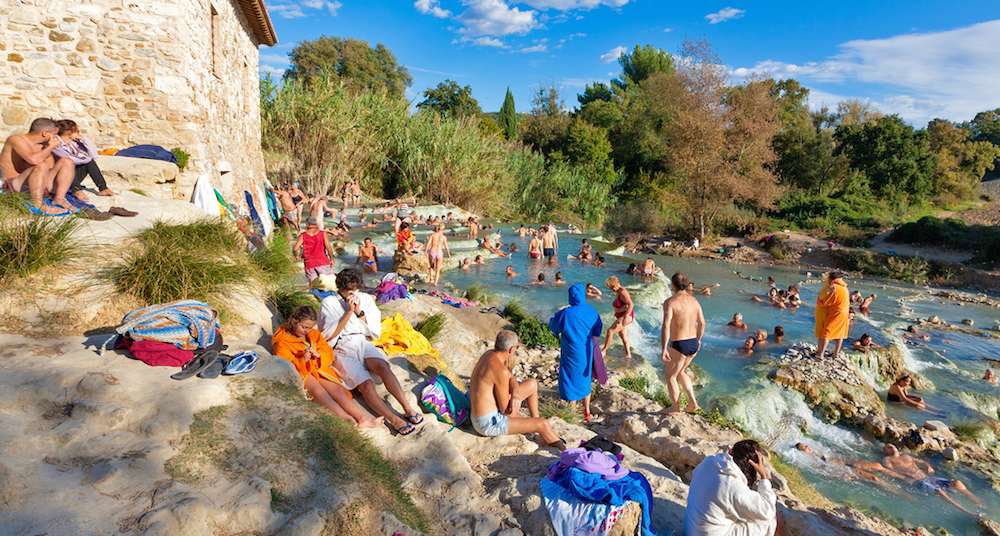 Les bagni di Saturnia, des termes naturelles très prisées par les touristes. 